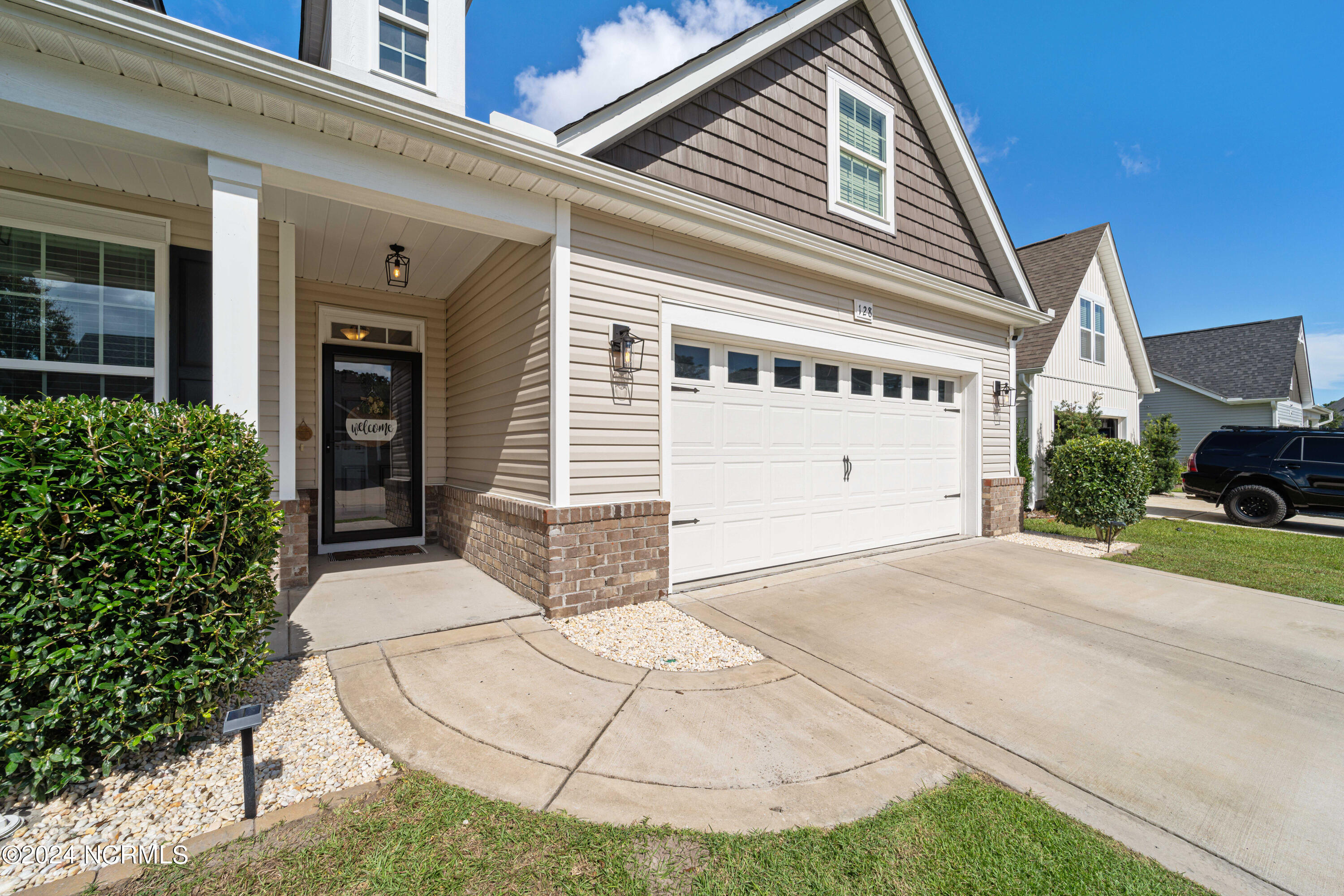Downy Dr, Hampstead, NC 28443