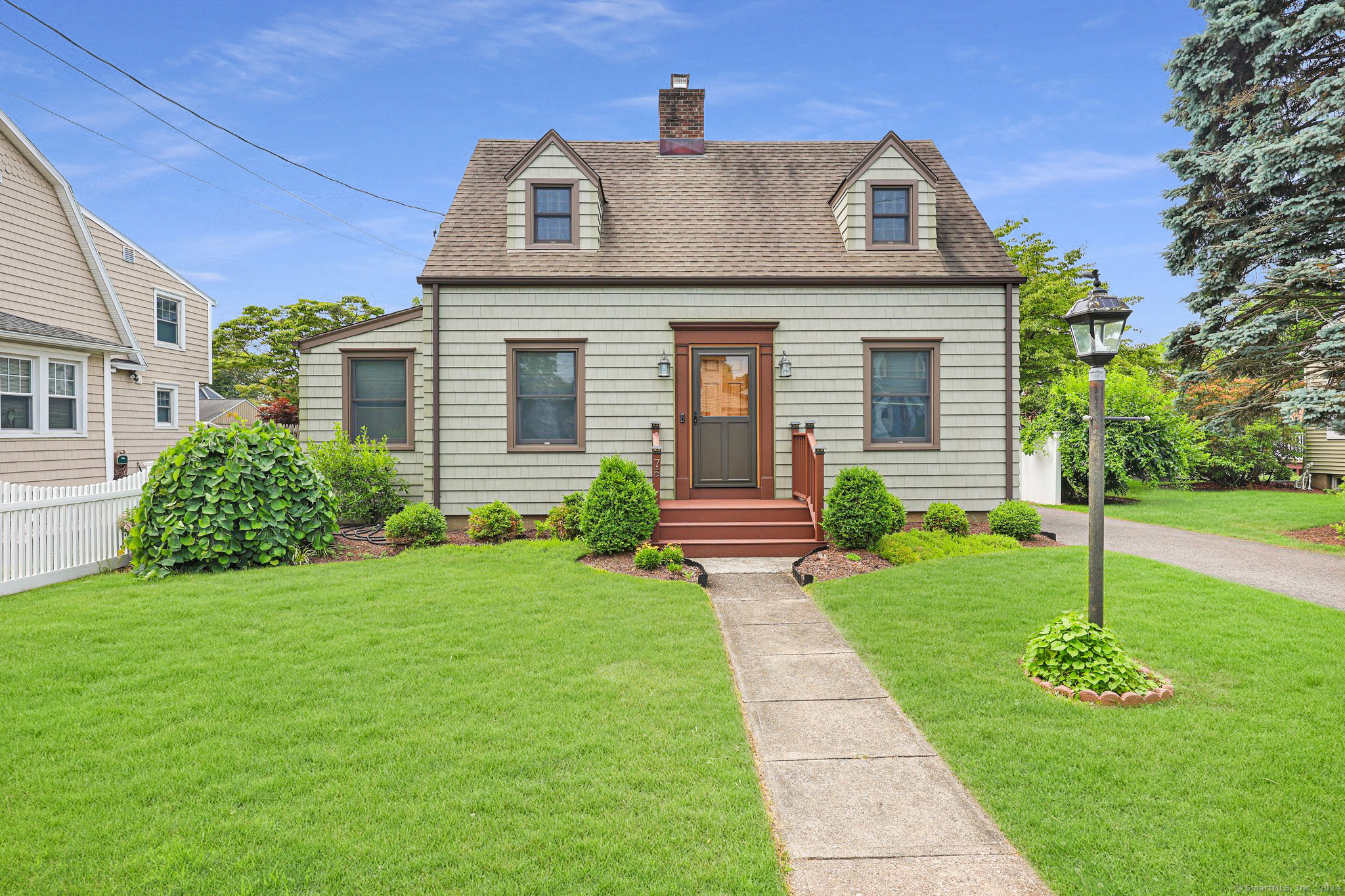 Newtown Ave, Stratford, CT 06614