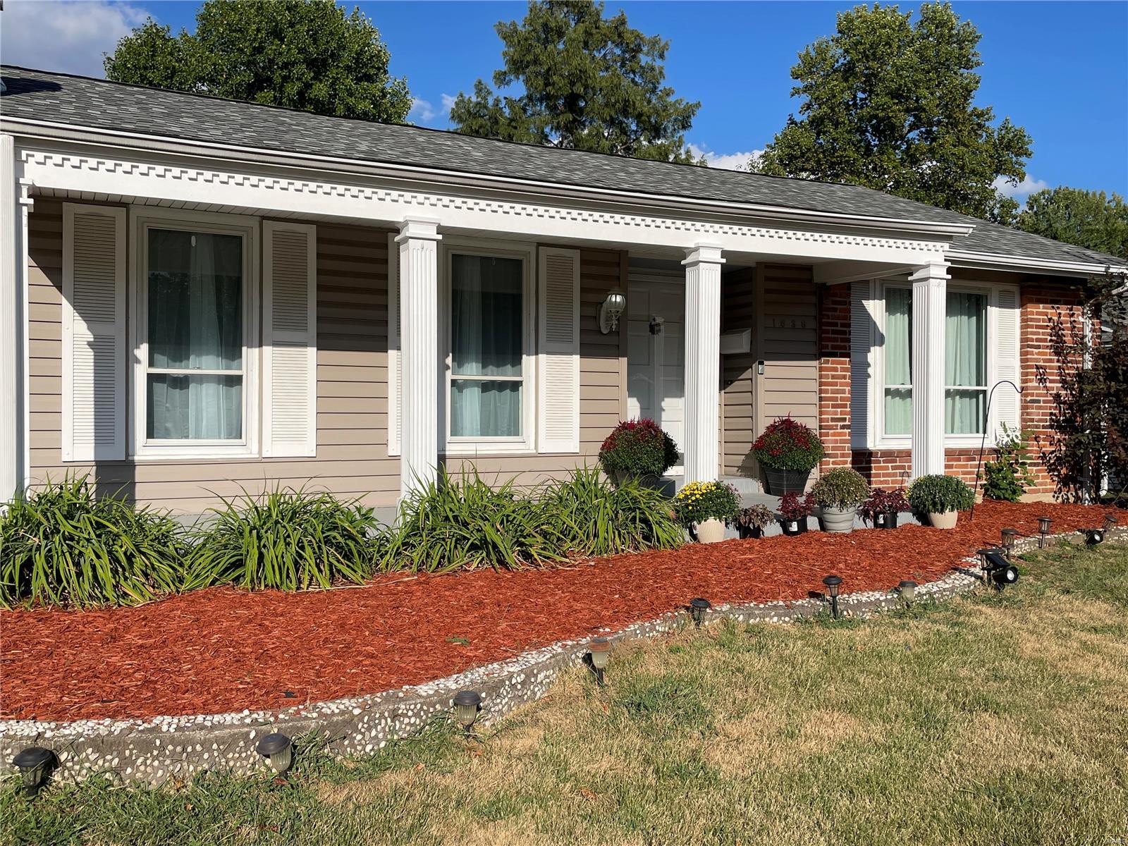 Spangler Dr, Florissant, MO 63031