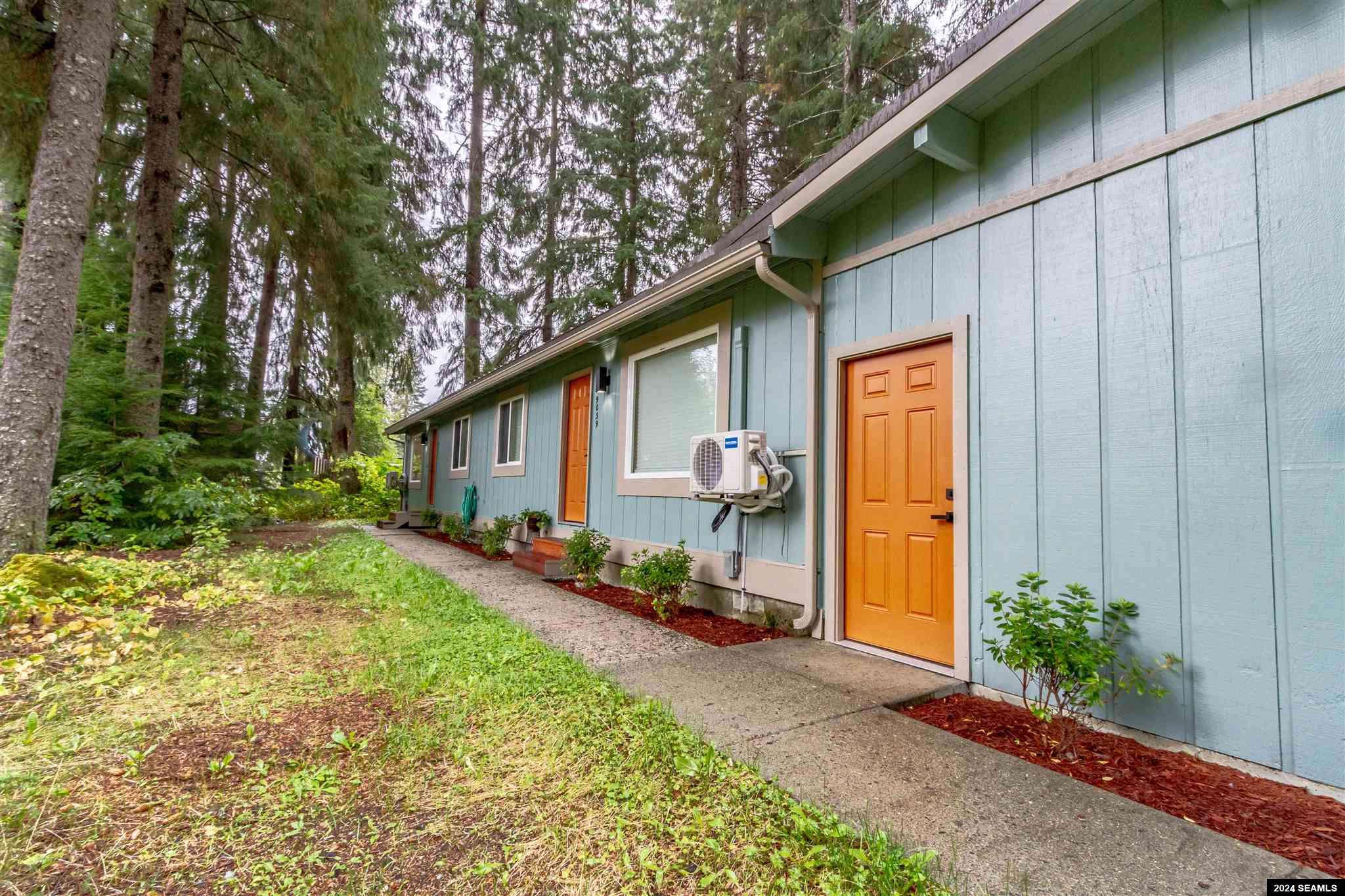 Lupine Ln, Juneau, AK 99801