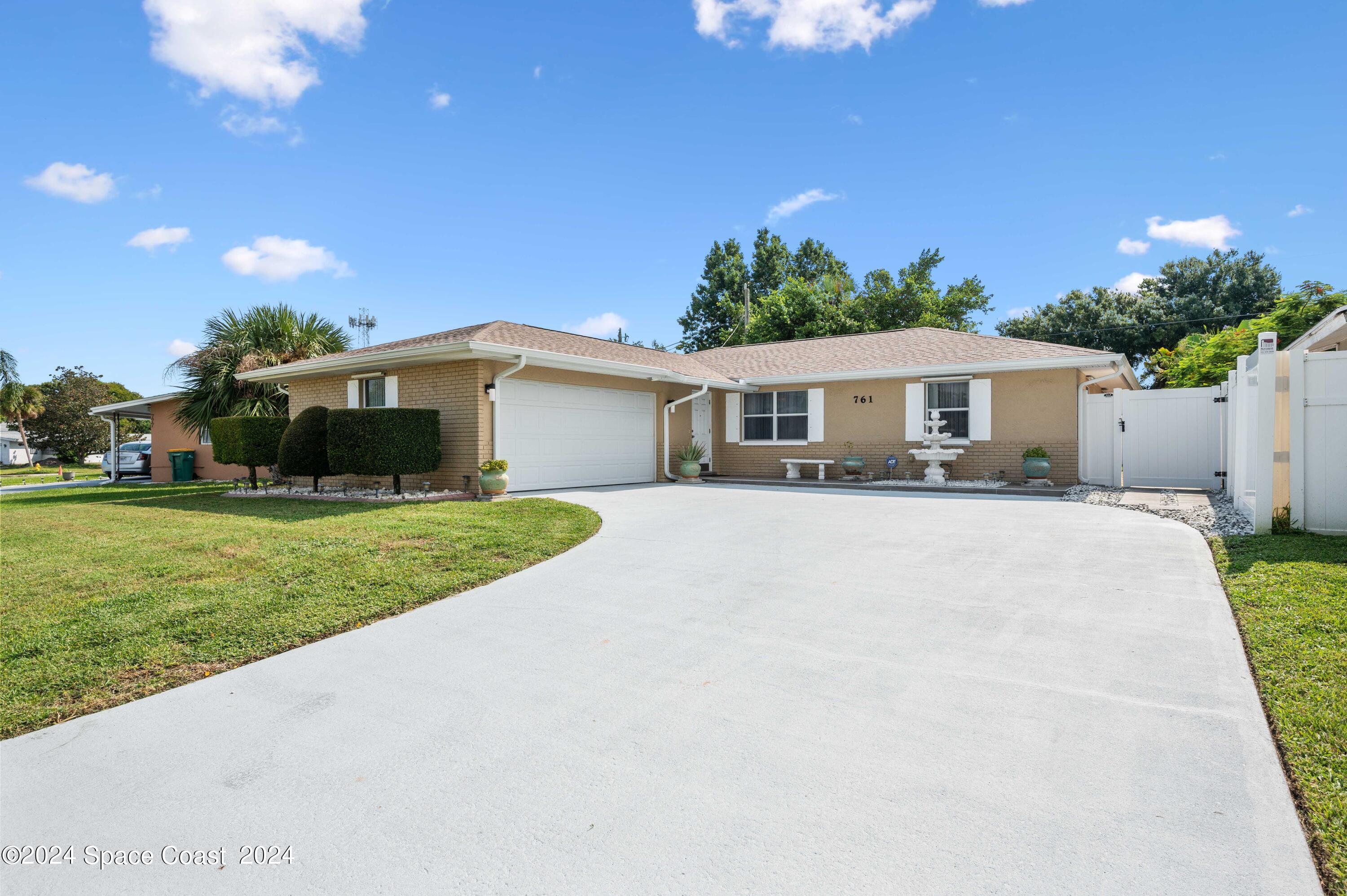Walnut Dr, Melbourne, FL 32935