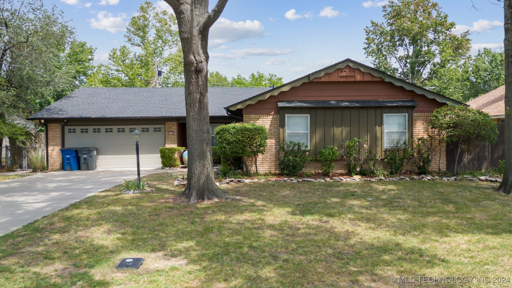 31st Ct, Tulsa, OK 74145