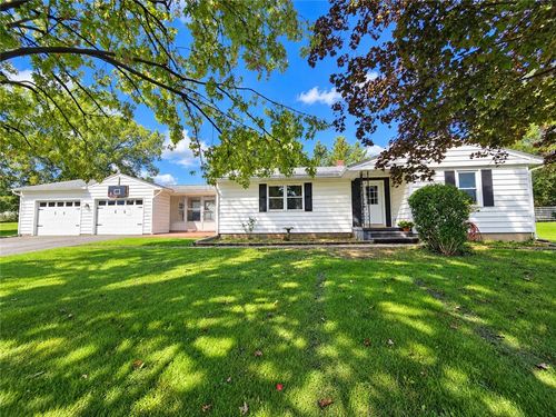11 Lincoln Avenue, Seneca Falls, NY, 13148 | Card Image