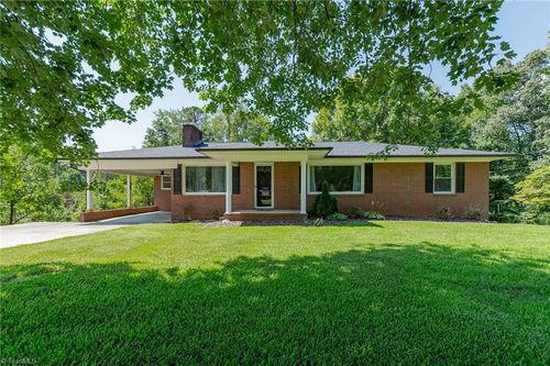 1719 E Center Street Ext, Lexington, NC, 27292-1311 | Card Image