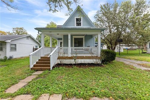 1027 N Mulberry St, Ottawa, KS, 66067-1524 | Card Image