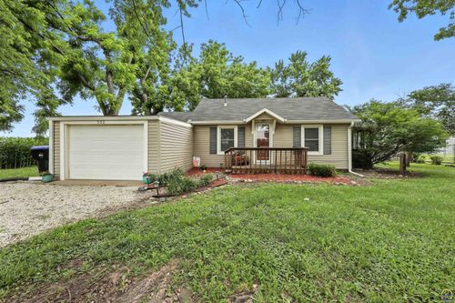 502 Parr St, Silver Lake, KS, 66539-9680 | Card Image