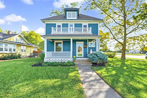 104 N 1st St, Lindsborg, KS, 67456-2208 | Card Image
