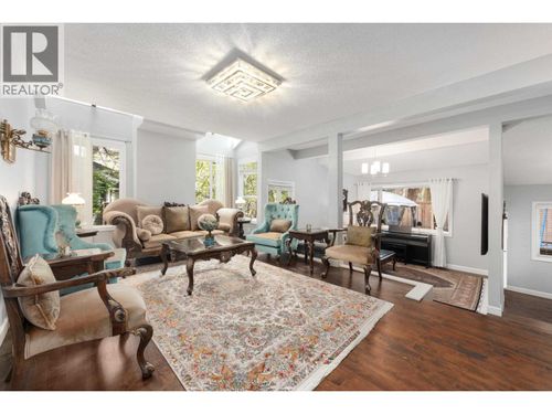 1991 Cedar Village Cres, North Vancouver, BC, V7J3P5 | Card Image