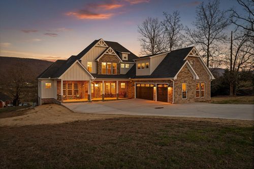 300 Sky High Dr, Dunlap, TN, 37327-4825 | Card Image