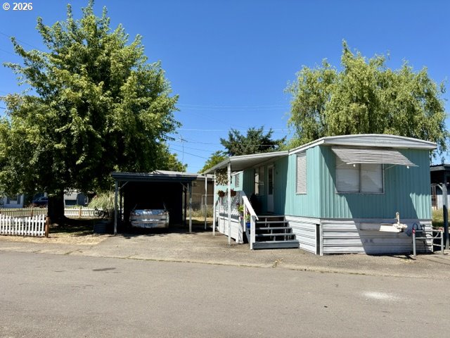 Residential in Sutherlin 4