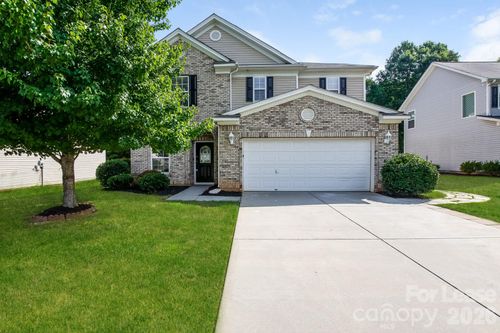 3011 Kraus Glen Dr, Charlotte, NC, 28214-8918 | Card Image