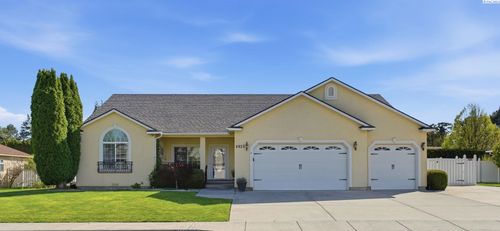 4925 W 24th Pl, Kennewick, WA, 99338-1843 | Card Image