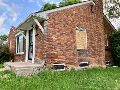 20108 Cheyenne St, Detroit, MI, 48235-1102 | Card Image