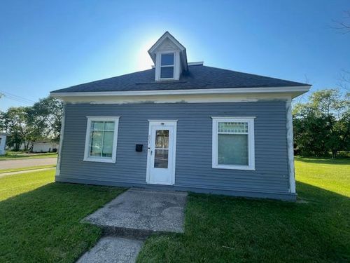 801 Irvine Ave Nw, Bemidji, MN, 56601-4518 | Card Image