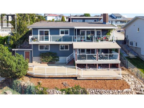 8818 Sunflower Pl, Coldstream, BC, V1B2G2 | Card Image