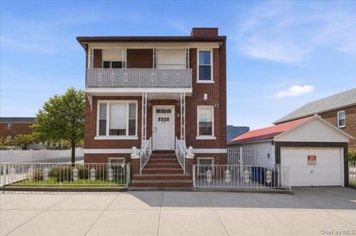 2041 Hobart Avenue, New York, NY, 10461 | Card Image