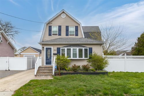 364 S Broadway, Lindenhurst, NY, 11757-4701 | Card Image
