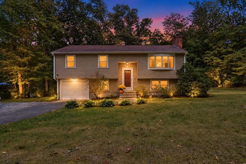 178 Island Pond Rd, Derry, NH, 03038-5900 | Card Image
