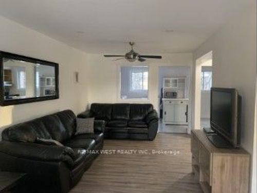 14-3100 Kingston Road, Scarborough, ON, M1M3T4 | Card Image