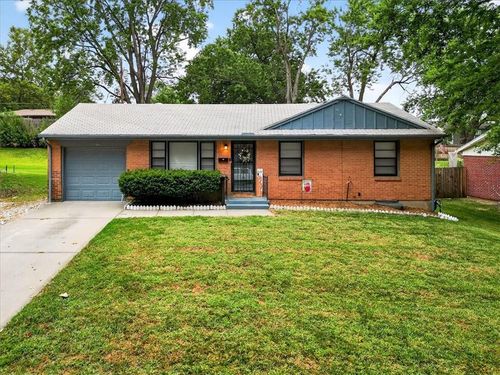 13704 41st Ter, Independence, MO, 64055-3359 | Card Image