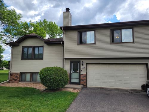 8703 N Maplebrook Cir, Brooklyn Park, MN, 55445-1944 | Card Image