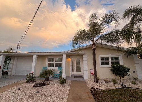 13636 Leslie Dr, HUDSON, FL, 34667-1541 | Card Image
