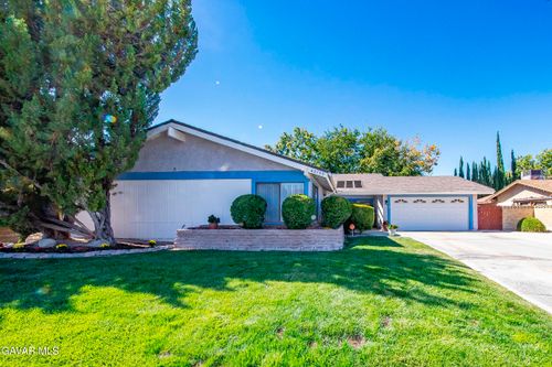 43755 Sentry Lane, Lancaster, CA, 93536 | Card Image