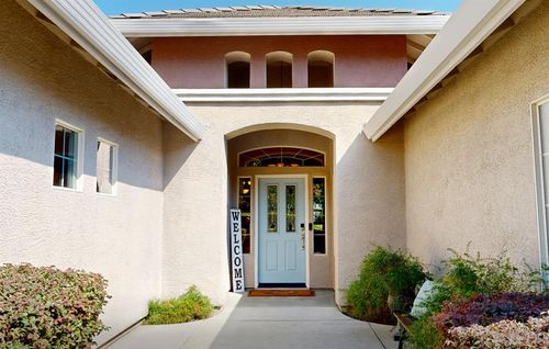 1758 Barossa Way, Roseville, CA, 95747-5052 | Card Image