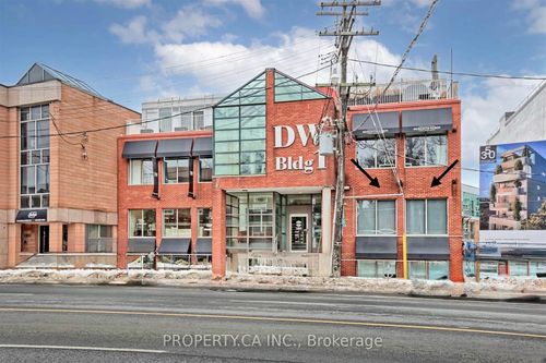 {{alt}} | Card Image