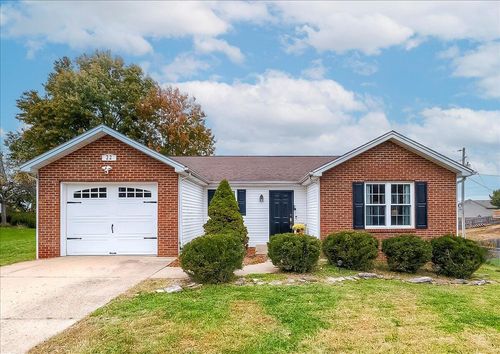 22 White Water Ct, Frankfort, KY, 40601-2622 | Card Image