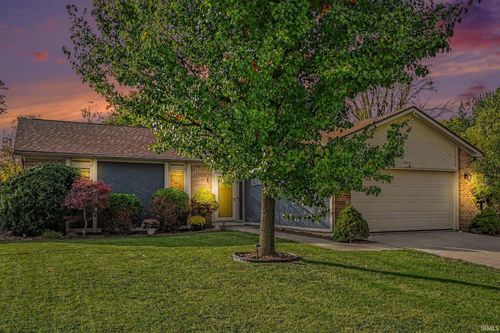 10405 Radbourne Dr, Fort Wayne, IN, 46845-1075 | Card Image