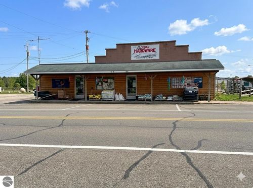 8925 S Kasson St, Cedar, MI, 49621-5106 | Card Image