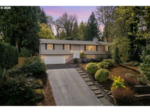 3972 Calaroga Dr, West Linn, OR, 97068-1069 | Card Image
