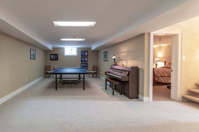 46 Giffin Rd, House other with 2 bedrooms, 3 bathrooms and 4 parking in Dundas ON | Image 27