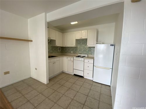 apt-114-1415 Victoria St, Honolulu, HI, 96822-3697 | Card Image