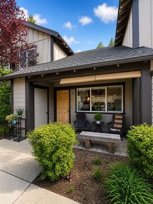 unit-4-1933 Nw Monterey Pines Dr, Bend, OR, 97703-5286 | Card Image