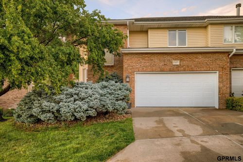 17477 Riviera Dr, Omaha, NE, 68136-1992 | Card Image