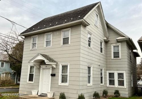 398 East St, Bloomsburg, PA, 17815-1847 | Card Image