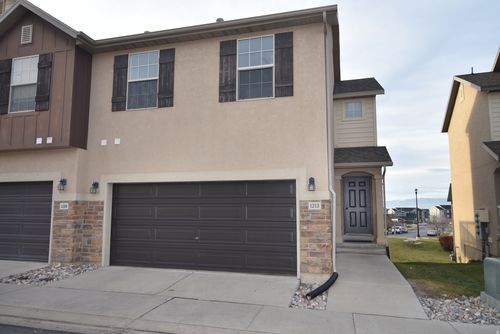 1213 Firefly Dr, Spanish Fork, UT, 84660-5517 | Card Image