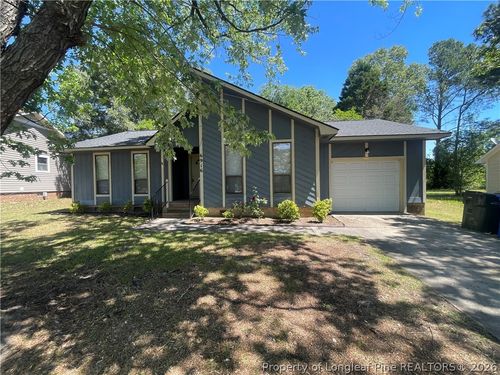 6916 Kizer Dr, Fayetteville, NC, 28314-5430 | Card Image