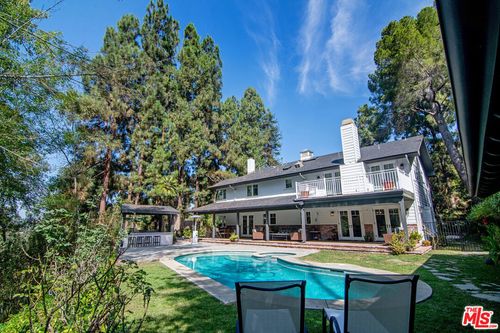 9530 Moonridge Terrace Pl, Beverly Hills, CA, 90210-1318 | Card Image