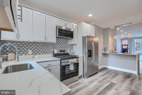 110 N Lakewood Avenue, BALTIMORE, MD, 21224 | Card Image