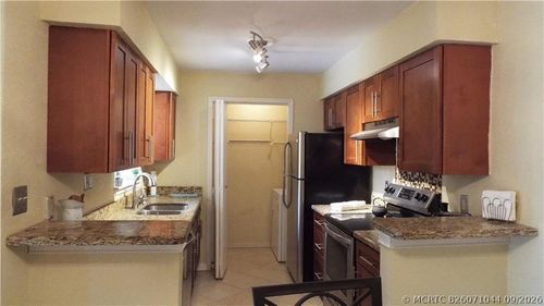824-833 Riverside Dr, Coral Springs, FL, 33071-7602 | Card Image
