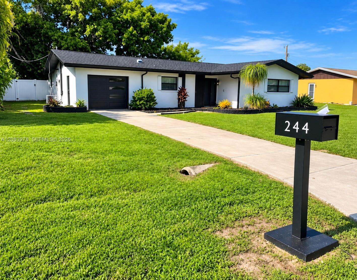 Residential Lease in Cape Coral