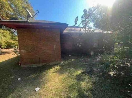 672 Adams Rd, Hope Hull, AL, 36043-4811 | Card Image