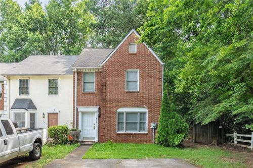 2916 Governors Ct, Marietta, GA, 30066-5273 | Card Image
