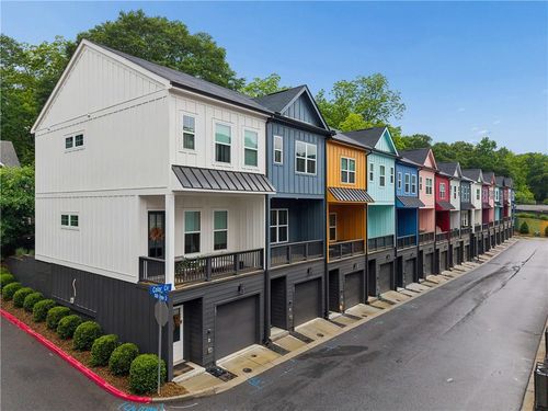140 Color Cir, Atlanta, GA, 30317-2538 | Card Image