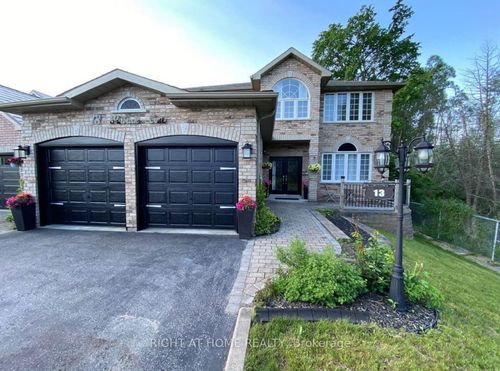 13 Purbrook Crt, Barrie, ON, L4N5C5 | Card Image