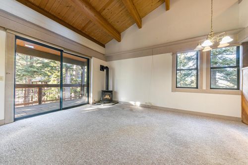 3156 Aspen Grove Rd, Truckee, CA, 96161-4202 | Card Image