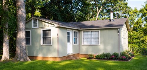 841 Dogwood Trl, Logansport, LA, 71049-2133 | Card Image